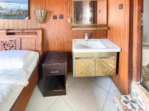 RedDoorz at Villa Krisna Balangan Beach