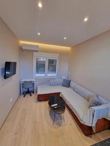 Dianas Cozy 18 Apartment