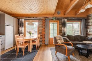 Lomailevi E 18 Visit Levi