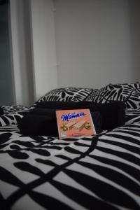 Black & White Apartment