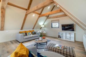 White House Lodges - Wagtail