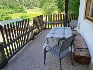 Gasthaus - Pension - Café Dörfl