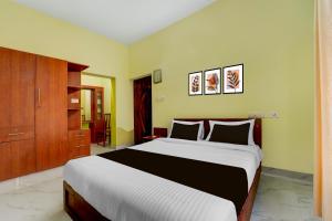 Collection O Balaramapuram White Castle