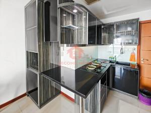 Best View 1BR Baywalk Condo Pool Gym, Wi-Fi