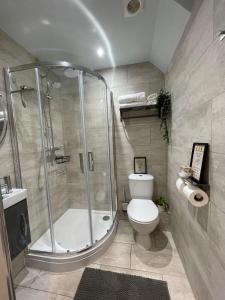 Modern 1 Bed Apartment Sleeps 2