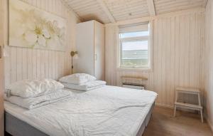 Stunning Home In Væggerløse With Sauna