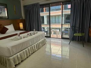 Flowernight Guesthouse - Ubytování bez kategorie ve městě Kata pláž