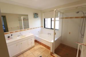 Bayside Bliss 8 Sleeper Family Escape