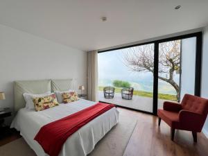Spacious Villa with Private Pool & Garden in Douro, by Hopstays