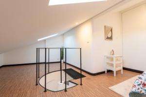 Duplex Studio in Art District by HostWise