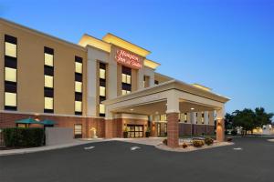 Hampton Inn & Suites by Hilton Tampa Busch Gardens Area