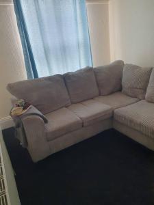 3 Bed Central Flat Ideal for Contractors