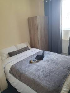 3 Bed Central Flat Ideal for Contractors