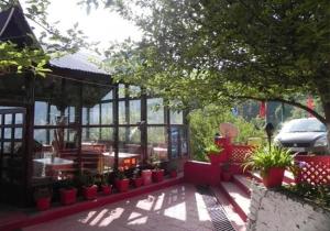 Dhanolti Apple Orchard Resort