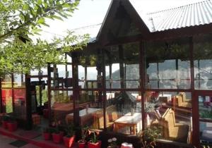 Dhanolti Apple Orchard Resort