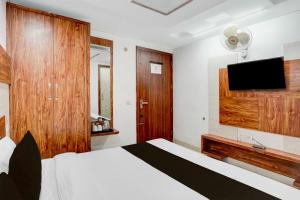 Hotel O Bathinda Railway Station