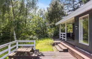 Awesome Home In Ebeltoft With Wifi