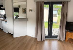 Chalet with nice garden