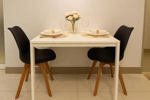 Cozy City Retreat in Ekkamai