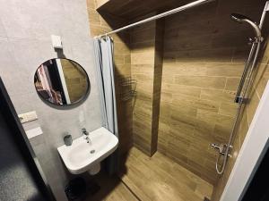 Апартаменты в центре на 2-6 гостей с 2 изолированными спальнями и гостиной