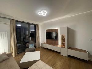 Skyline Lux Apartment by Planet Residence