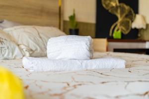 VillaromAfrica Staycations-Gold Suite