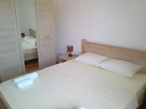 Sun Apartments - Petrovići