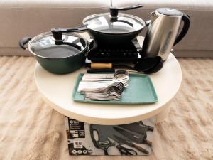 2 Bedrooms for 4 Guests with Kitchen at Heart of Sathorn