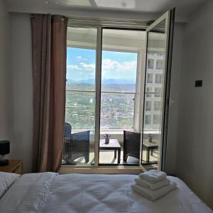 D & B Luxury Apartment 26th floor