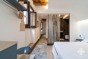 Aretusa Boutique Home