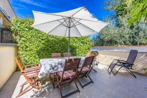 Charming Pool Apartment Liznjan - Buneta