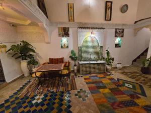 Riad Mounadim Fes -Authentic Riad Luxury Fes