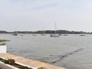 Quayside Cottage Uk33899