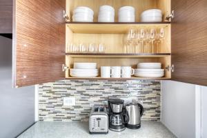 Blueground Murray Hill balcony nr East River NYC-720