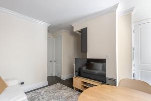 Blueground Nolita view nr Washington Sq Park NYC-1975