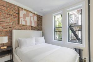 Blueground Nolita view nr Washington Sq Park NYC-1975