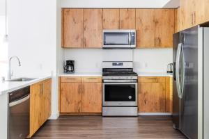 Blueground Market - Almaden view nr Plaza de Cesar Chavez SFO-1922