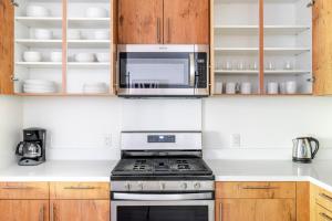 Blueground Market - Almaden view nr Plaza de Cesar Chavez SFO-1922