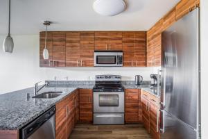 Blueground Brighton balcony nr Othello Park SEA-875