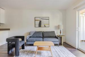 Blueground Sunnyvale pool nr Murphy Park SFO-1962