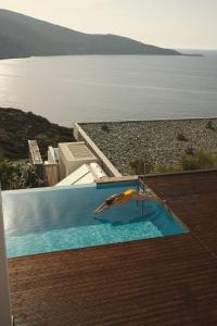 Rock Bay Villas - Luxury Villas in Crete