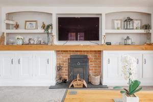 Forest Edge by Grandeur Property