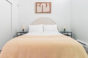 Blueground Downtown rooftop nr Lake Sammamish SEA-923