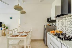 Tastefully Done 1BHK Apartment by tisyastays