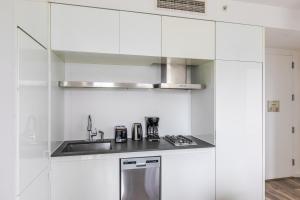 Blueground Midtown South rooftop nr Bryant Park NYC-2027