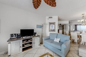Pelican Pointe 705