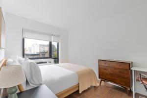 Blueground Clinton Hill rooftop nr Fort Greene Park NYC-1979