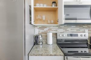 Blueground Sunny Isles Beach jacuzzi nr beach MIA-166