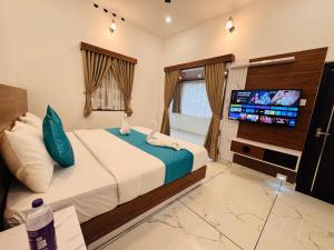 Cloud Hills Munnar