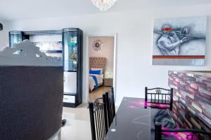 Godwins Apartment Ensuite,10mins to Airport,SGR and Malls